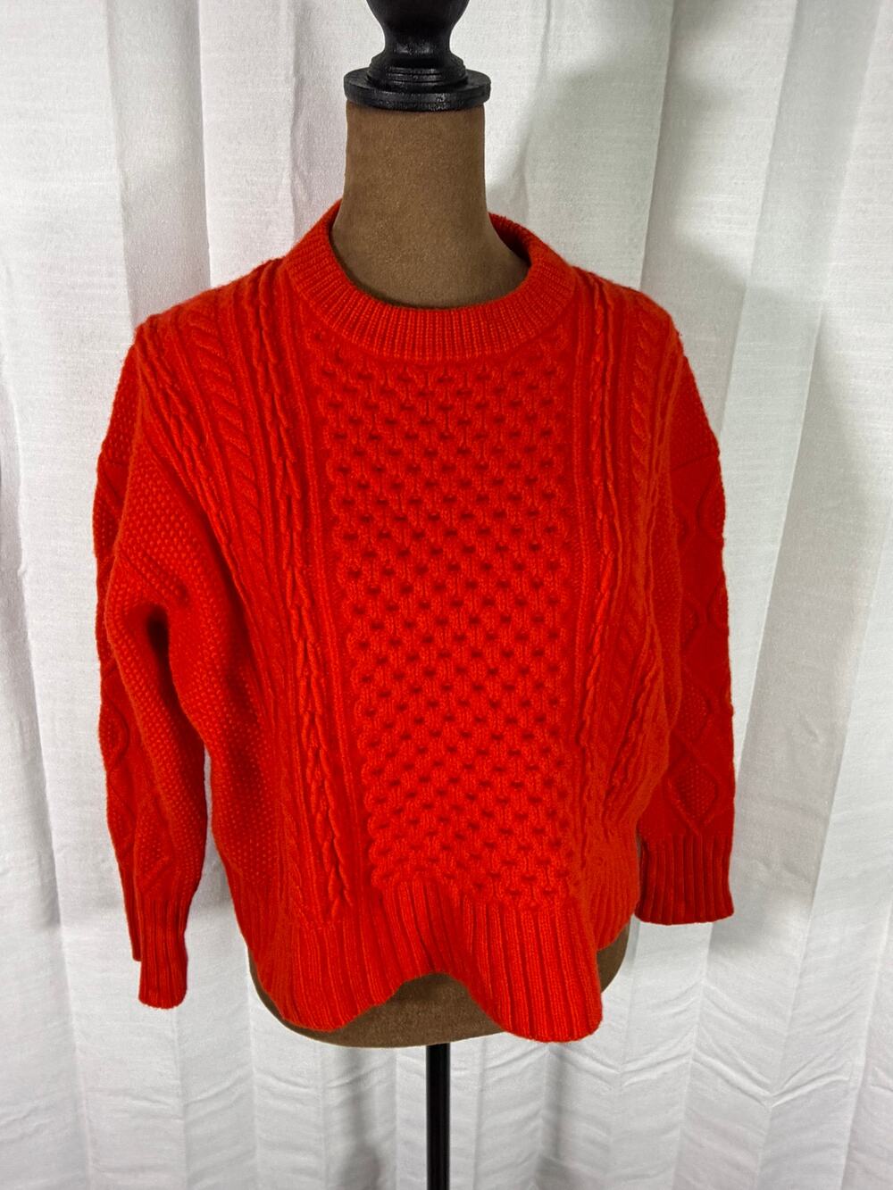Orange/Red Wool Cashmere Blend Textured Knit Sweater Crewneck Pullover